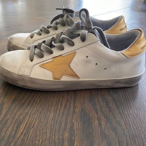 Golden goose superstar size 7-8